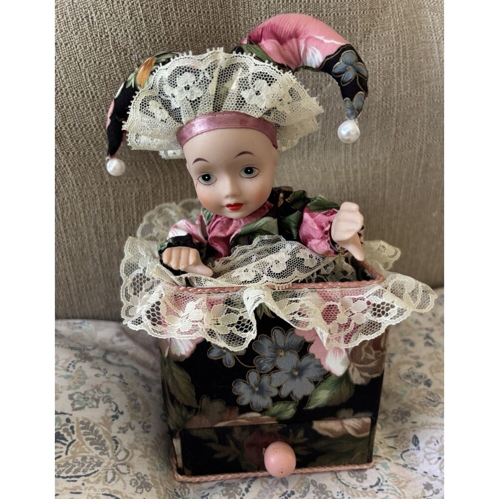 The San Francisco Music Box Company Jester Clown w/drawer moving 1990